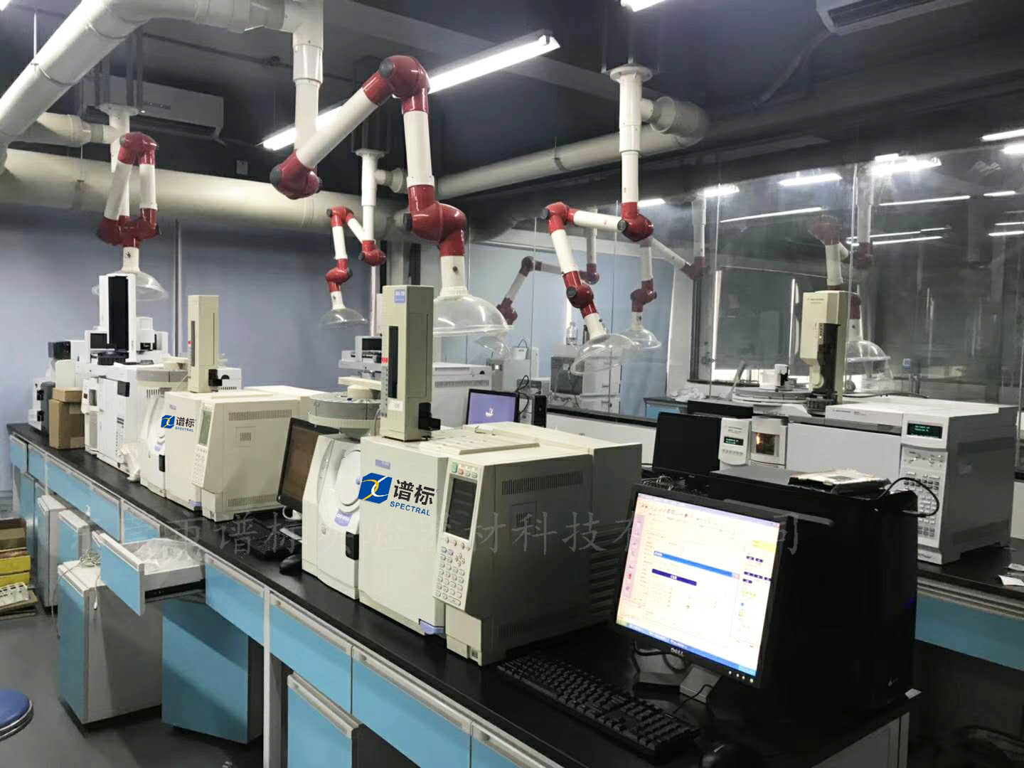 東莞某大型檢測集團購買我司兩臺島津GCMS-QP2010,一臺島津GC-2010+FID檢測器