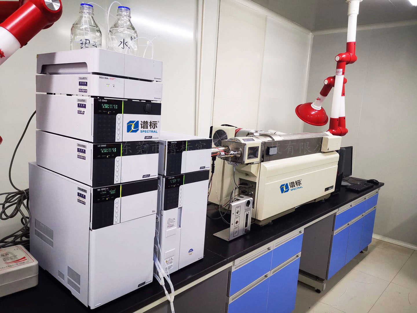 江西某大型第三方檢測公司購買我司三重四級桿AB公司LCMSMS??API 3000＋島津20A 