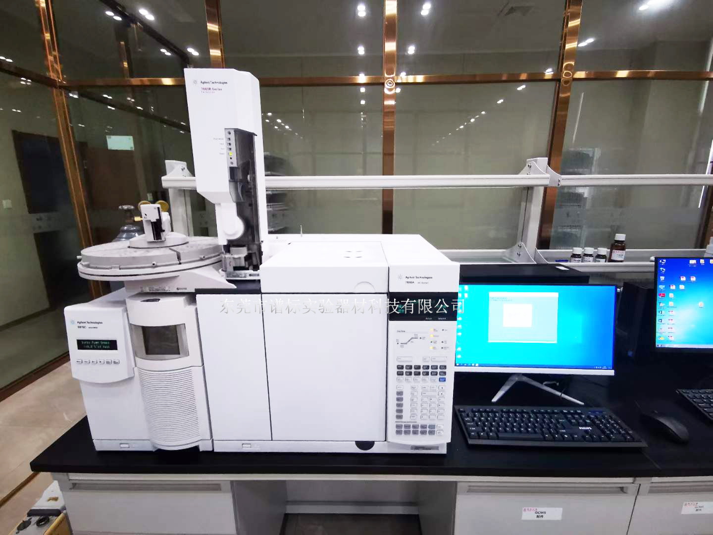 電子煙生物公司使用安捷倫氣質(zhì)聯(lián)用儀GCMS7890A-5975C-化學(xué)成分進行分離和檢測