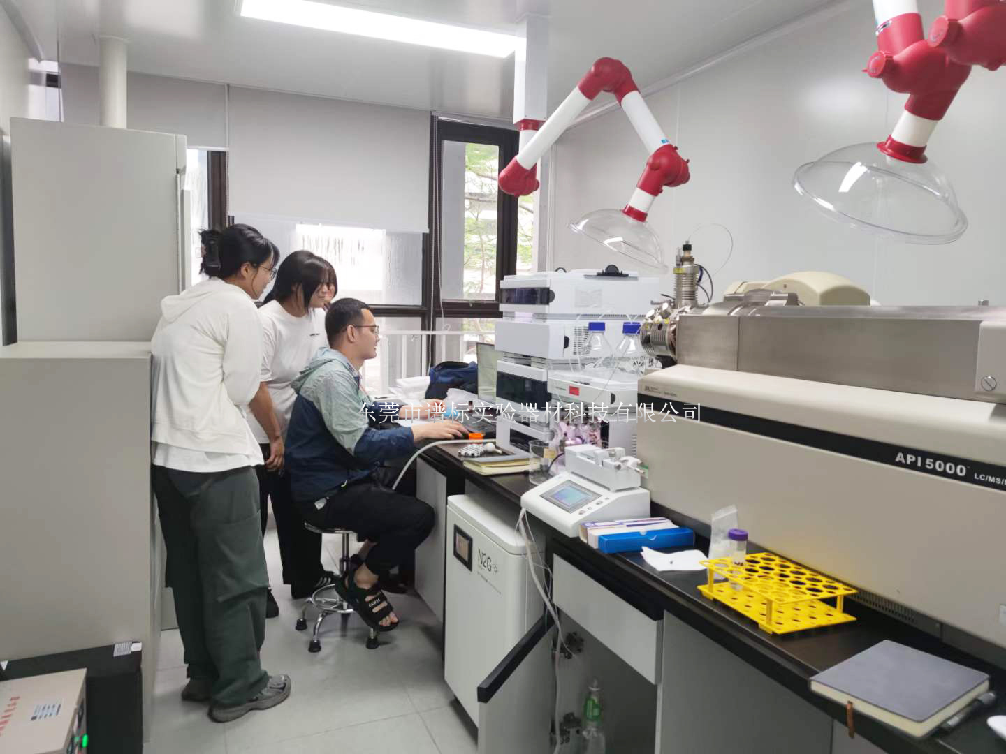 6月25日廣州生物制藥使用AB SCIEX API?5000＋1290液相色譜儀+方法開發(fā)